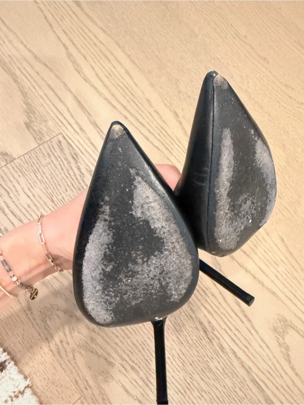Yves Saint Laurent Black Leather Pointed Toe Stiletto Pumps - Picture 7 of 9